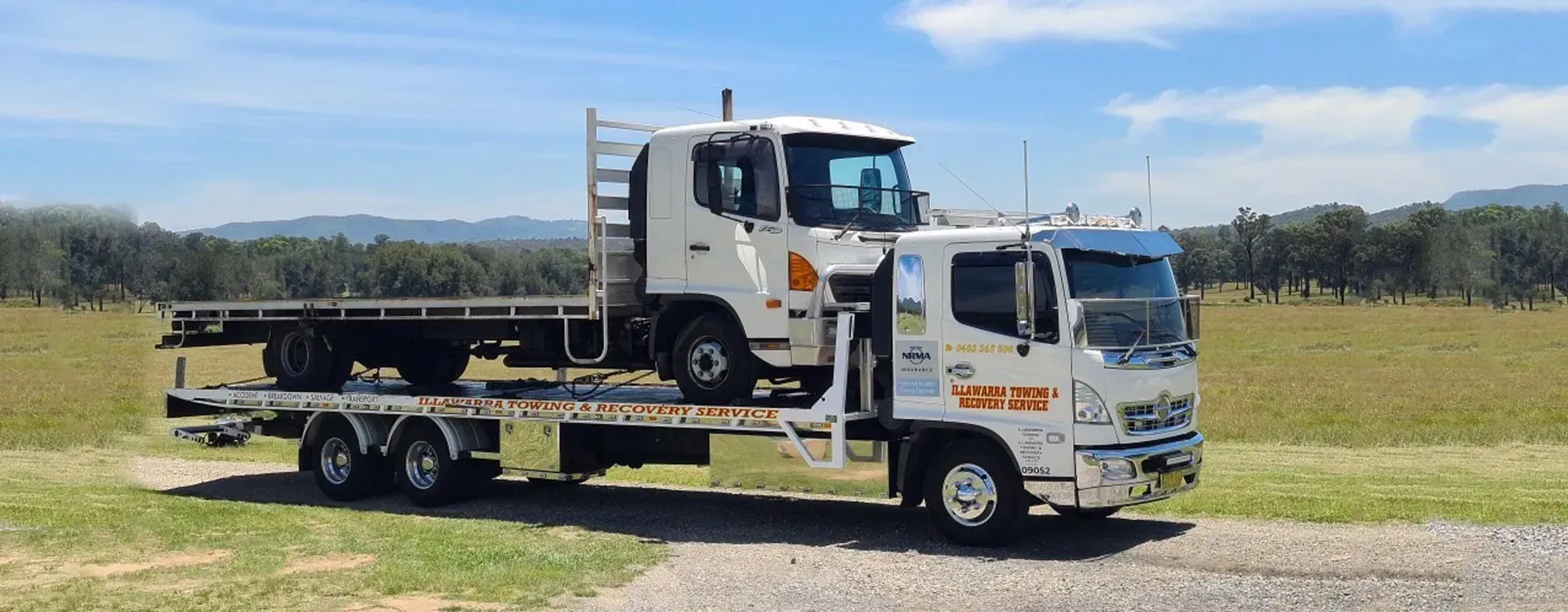 Loading Minibus on a Tow Truck on City Street | Shellharbour, Nsw