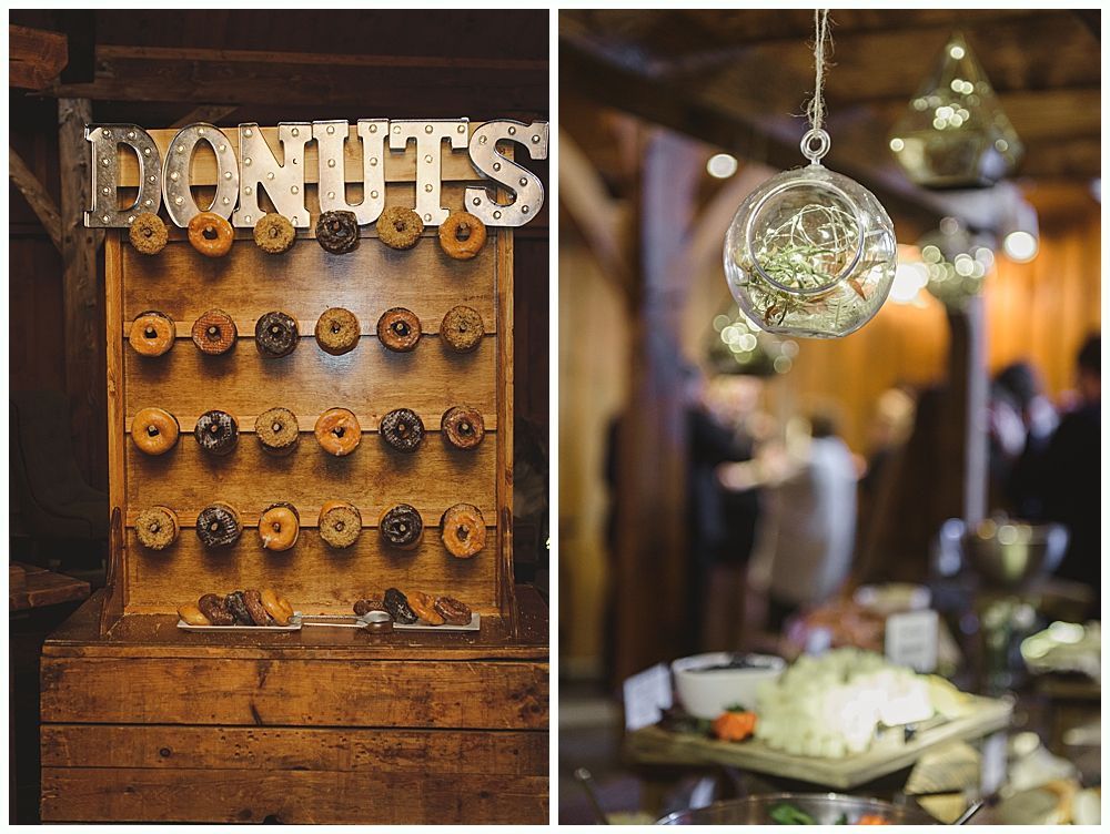 Donut display with illuminated 