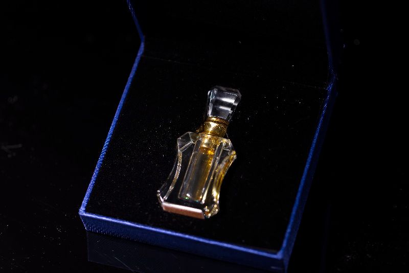 檀香精油(即將上市，敬請期待)