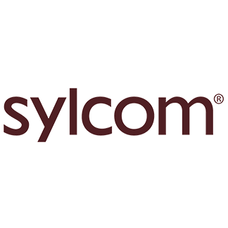 Logo Sylcom con testo rosso scuro su sfondo bianco.