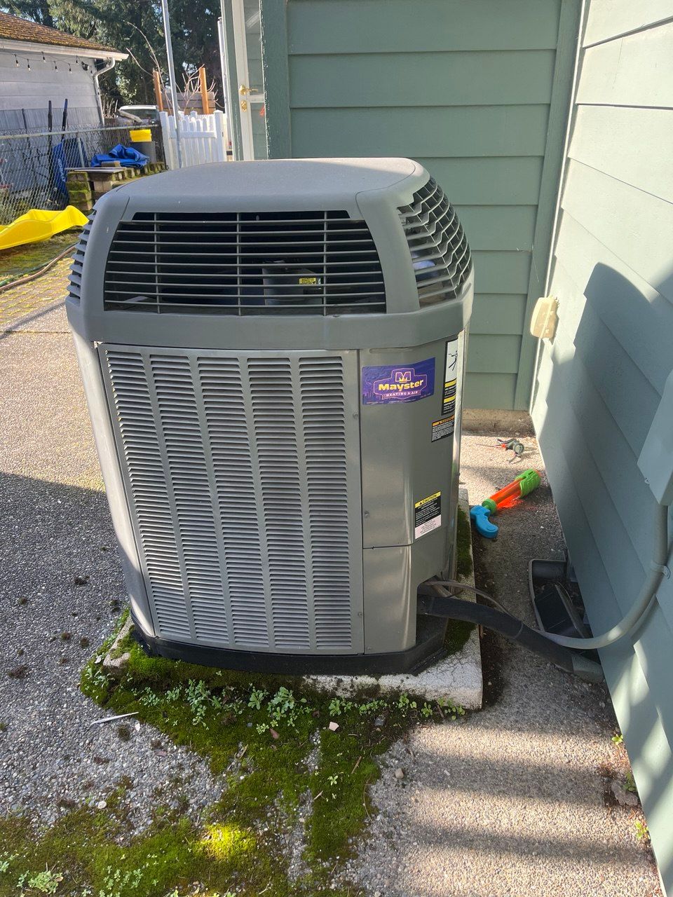Residential AC repair service call in Puyallup WA