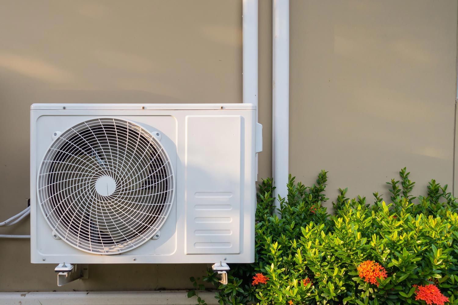 Fix Refrigerant Leaks for Good With Air Conditioning Repair