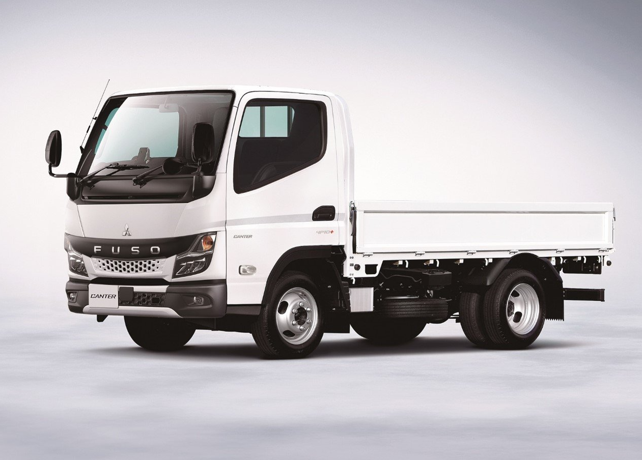 4 ton trucks fuso