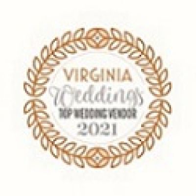 "Virginia Weddings Top Wedding Vendor 2021" award logo with gold laurel wreath."