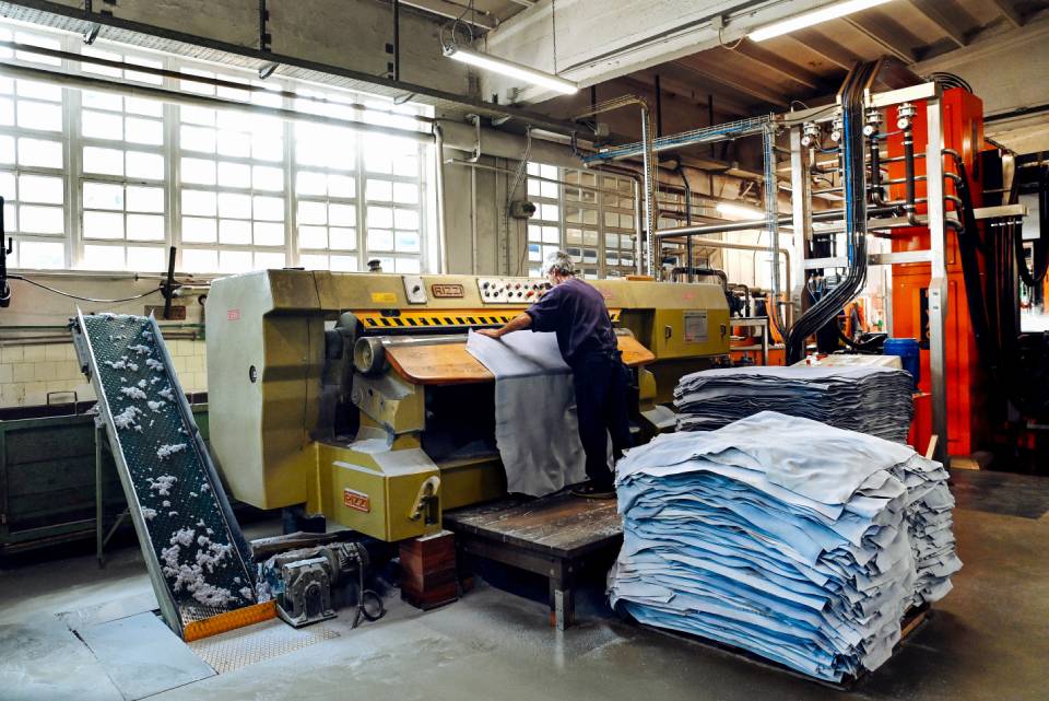 galliate pelli, stabilimento e laboratorio