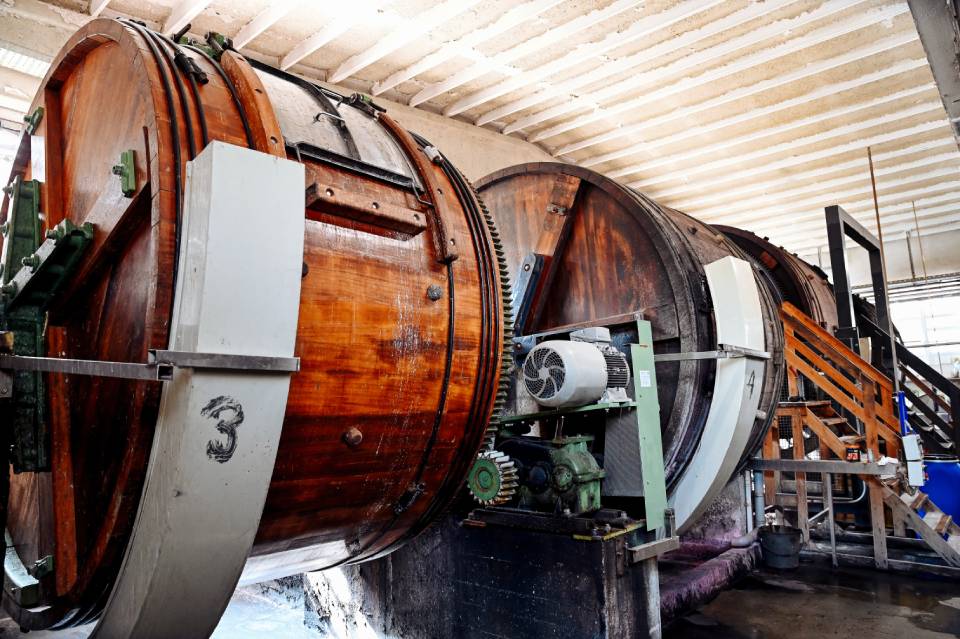 galliate pelli, stabilimento e laboratorio