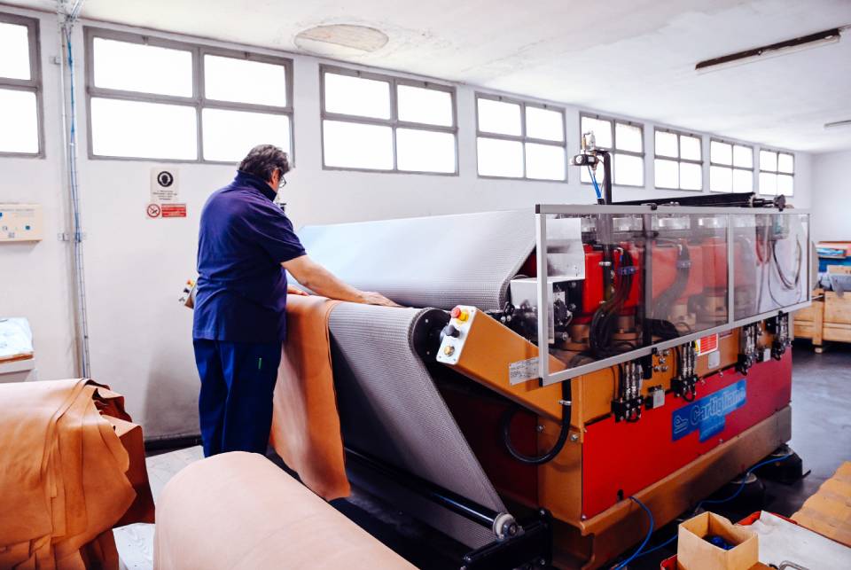 galliate pelli, stabilimento e laboratorio