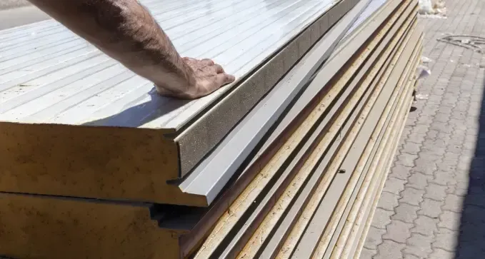 colocar cubiertas de panel sándwich a bajo coste en Villaviciosa de Odón, Madrid