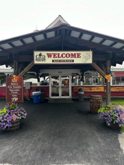 Cold Hollow Cider Mill, Waterbury, Vermont - Waterbury Center, Vermont