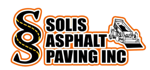 The logo for glasgow piano tuning is black and gold.