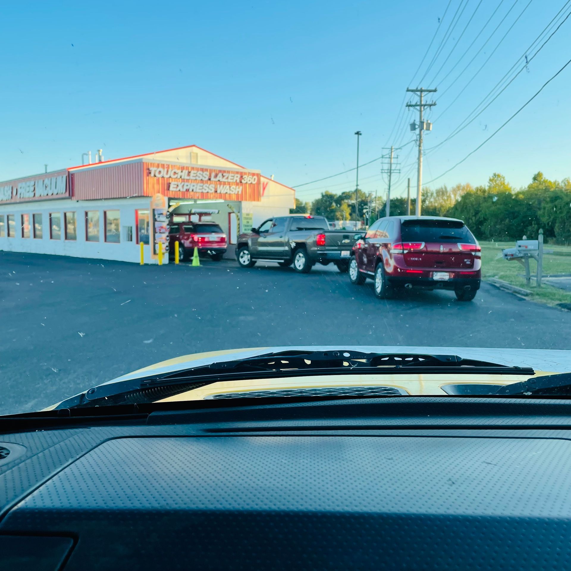 Expressway Car Wash Southside Location