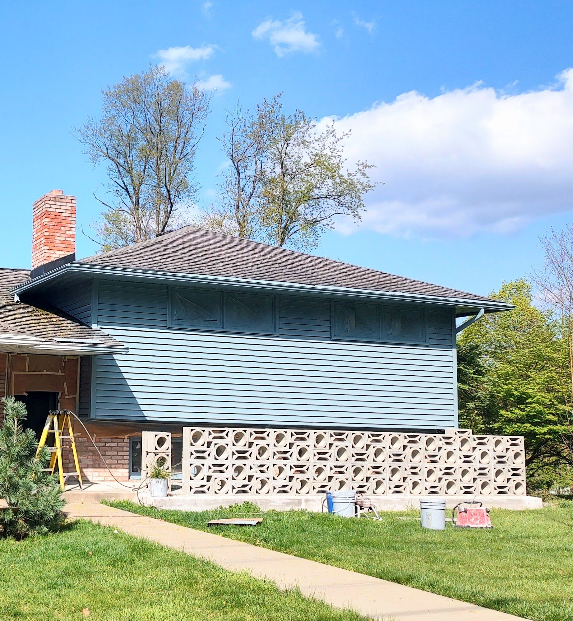 Breeze Block - Style 1680 - Diamond - Style 1111 - Circle-in-Square