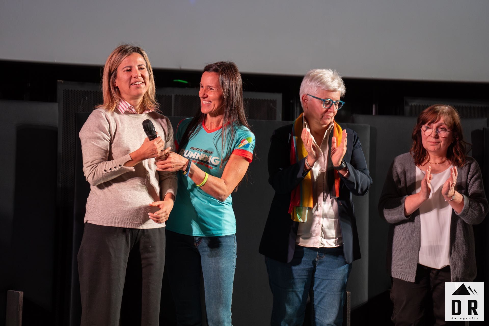 Foto di Marcella Messina, Margaret Longo con Sara Modora e Gloria Borgia dell'Associazione Aiuto Donna