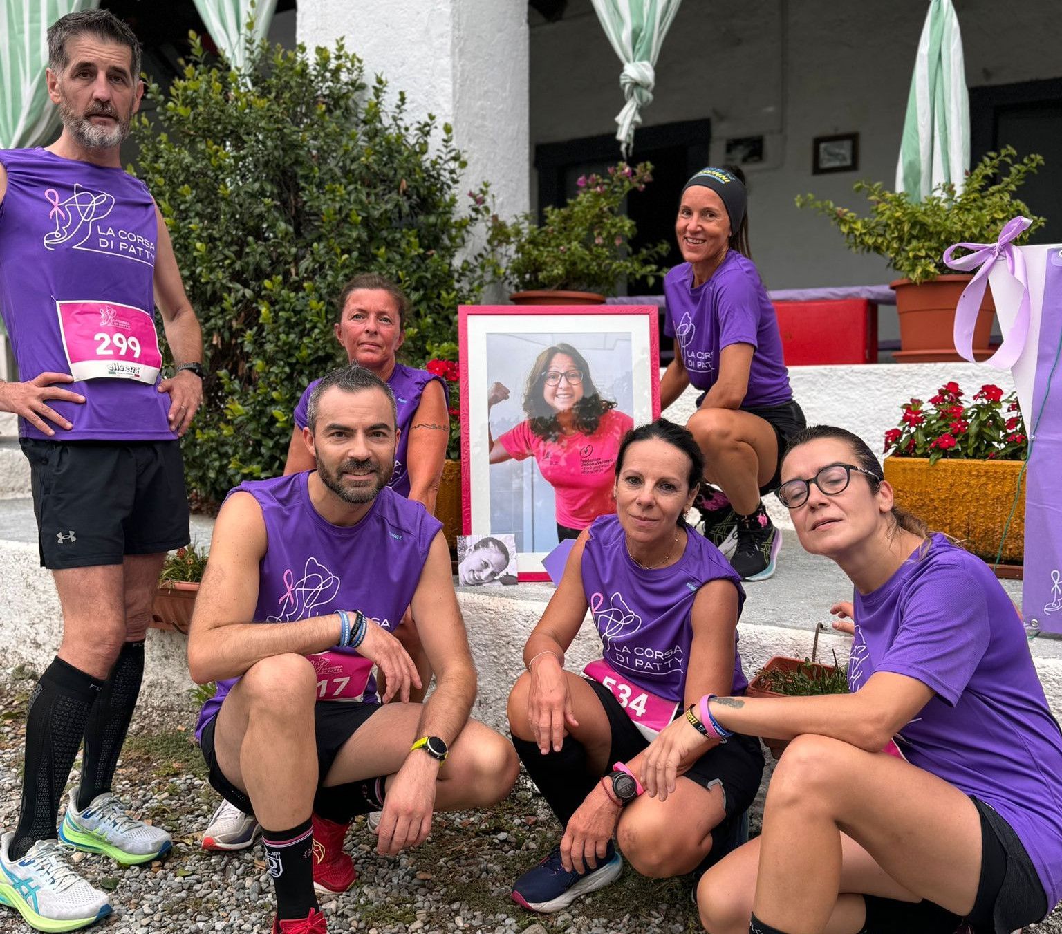 Foto dei Podisti Insonni al passaggio nella casa di Patty