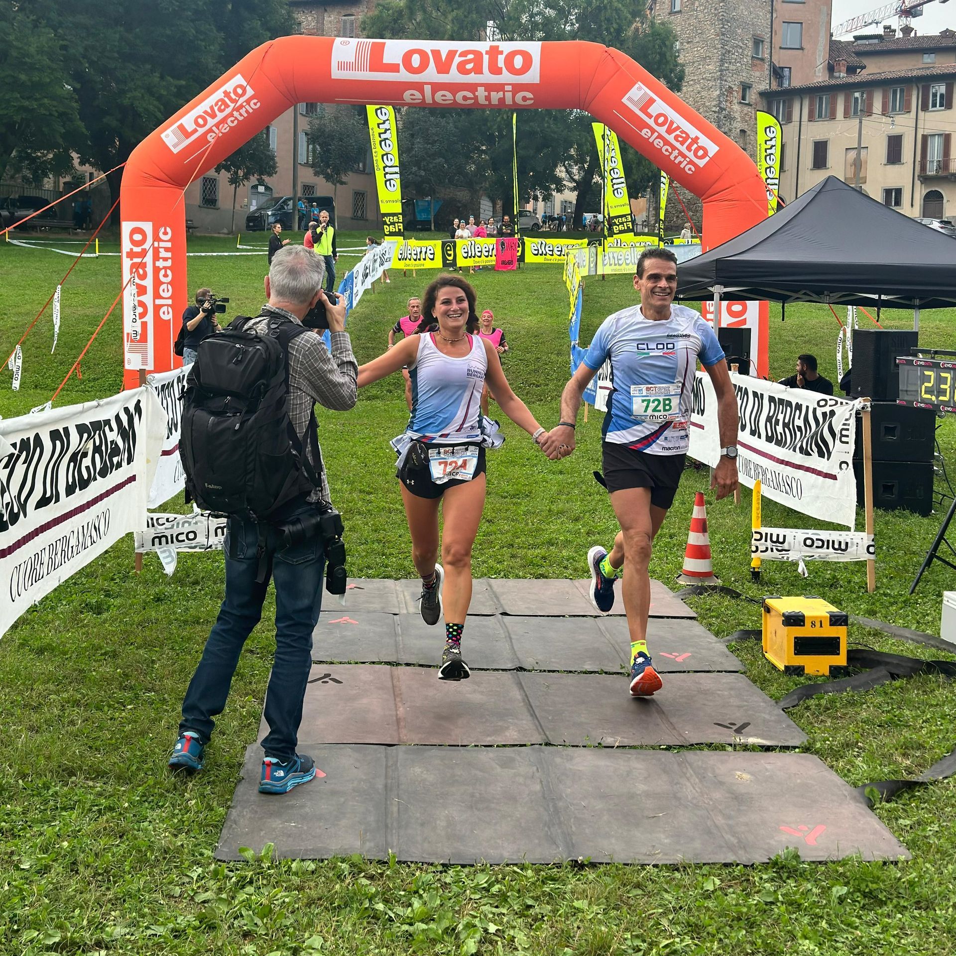 Foto della coppia Ambra Matera - Claudio Gualandris all'arrivo