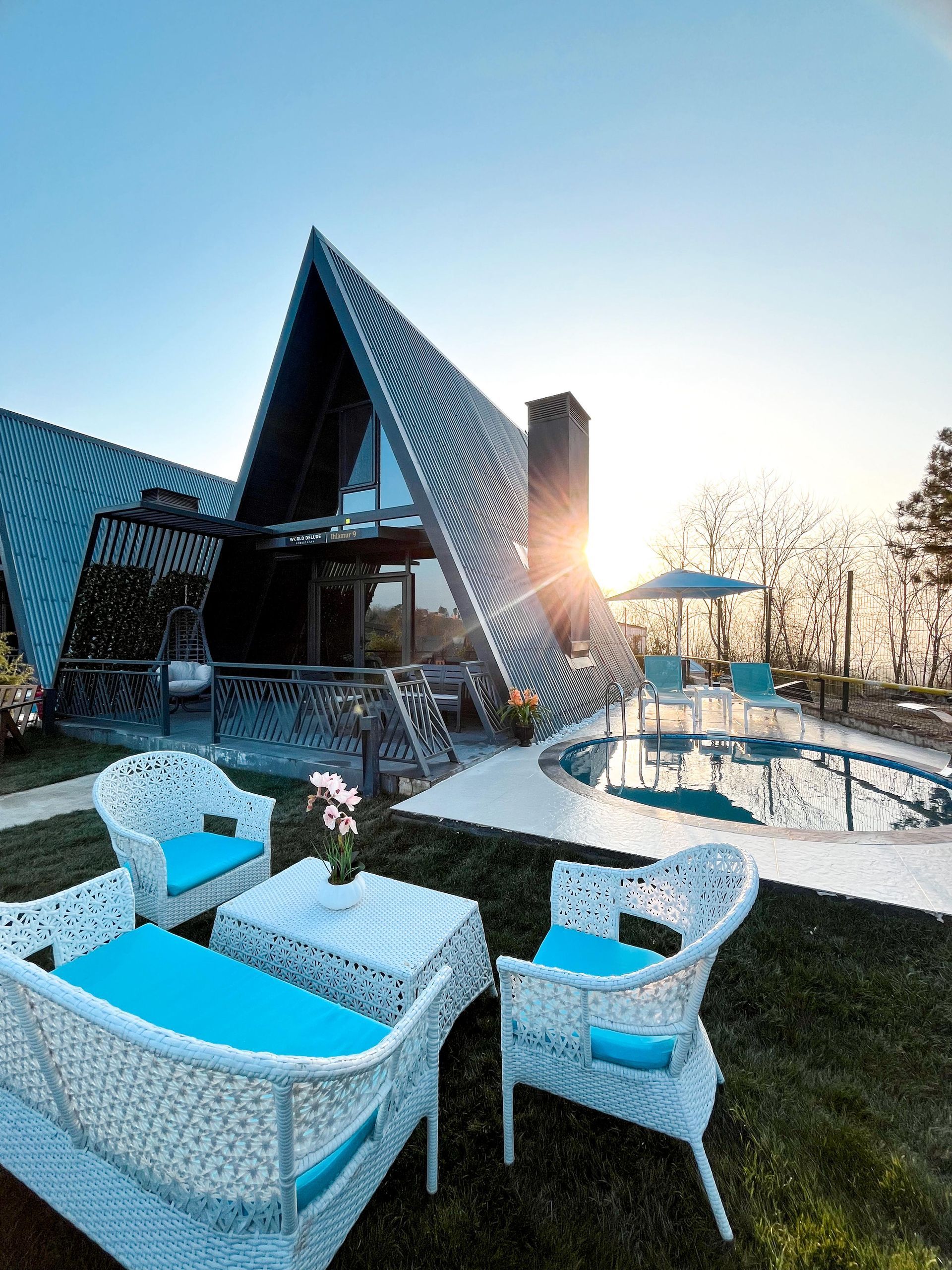 World Dreams Forest Bungalov