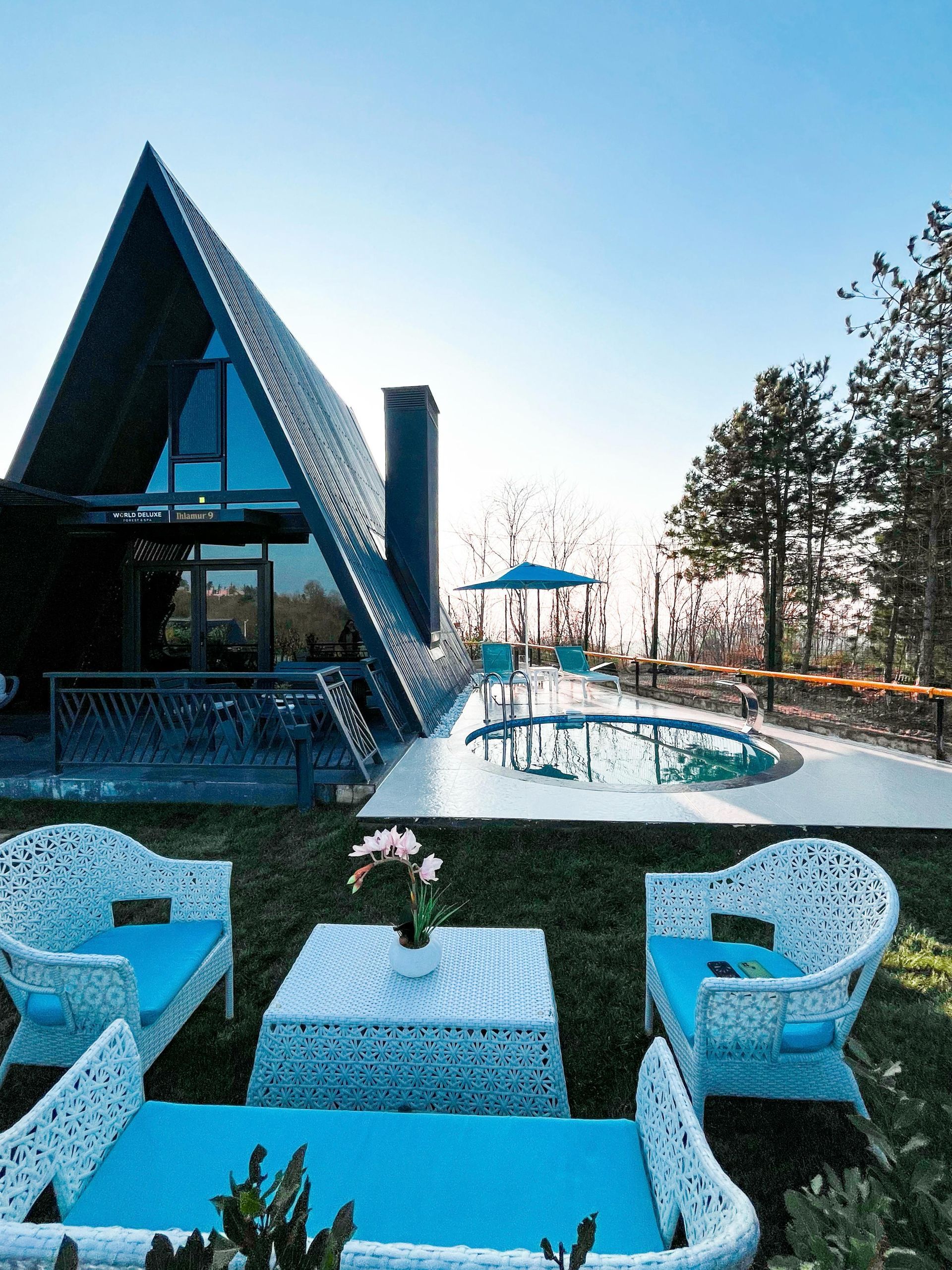 World Dreams Forest Bungalov