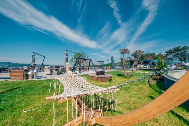 World Dreams Forest Bungalov