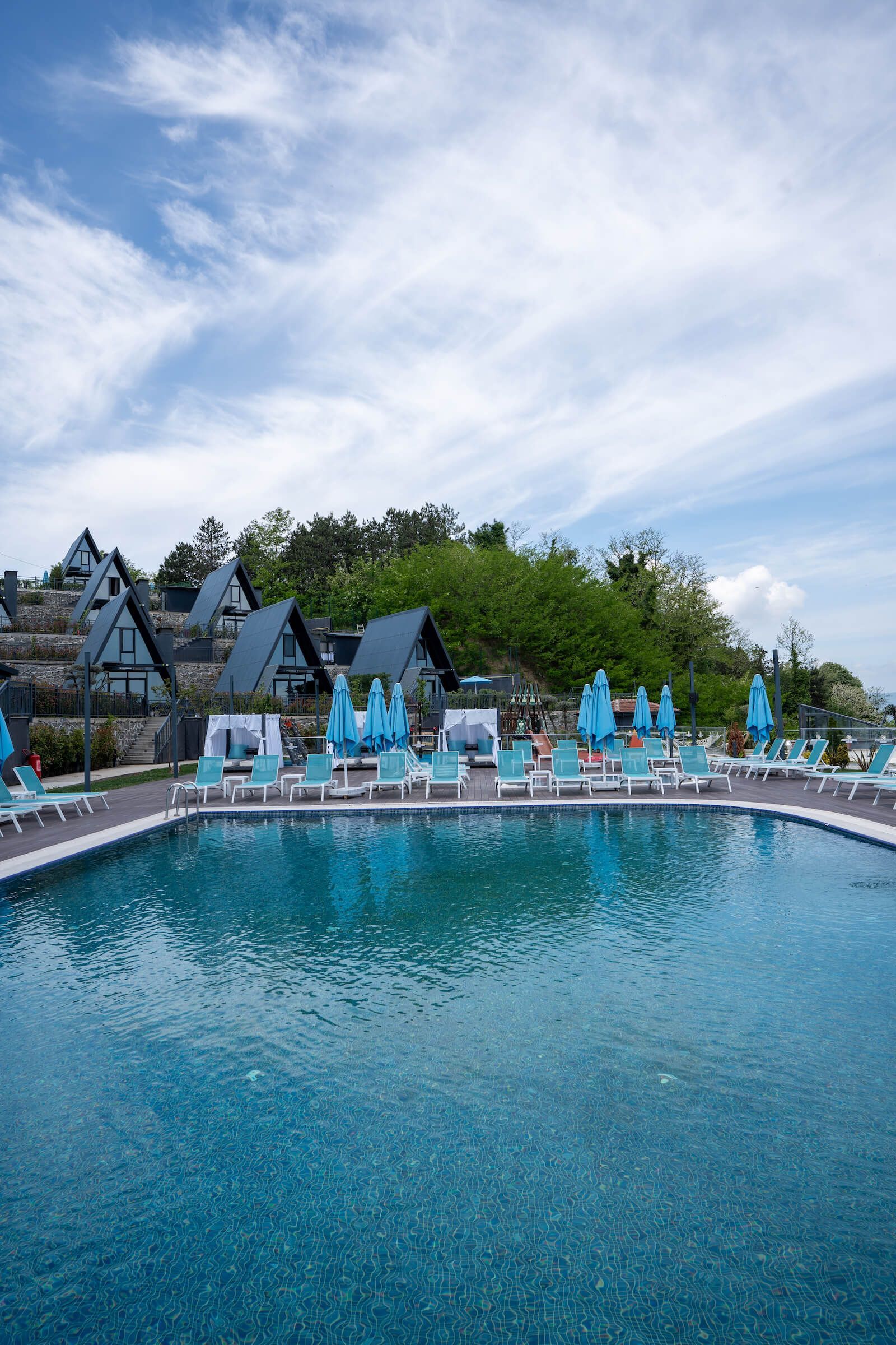 World Dreams Forest Bungalov