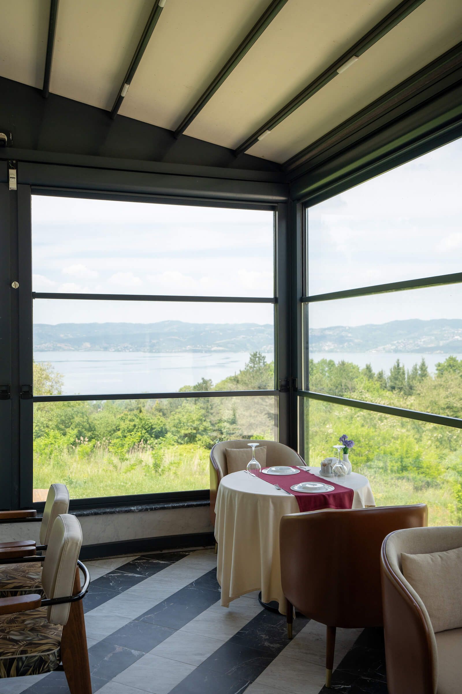 World Dreams Forest Bungalov