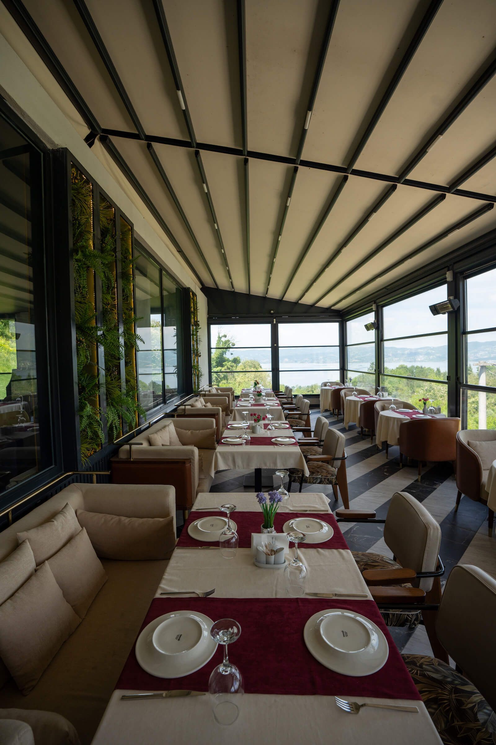 World Dreams Forest Bungalov