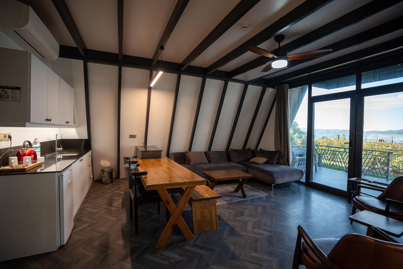 World Dreams Forest Bungalov