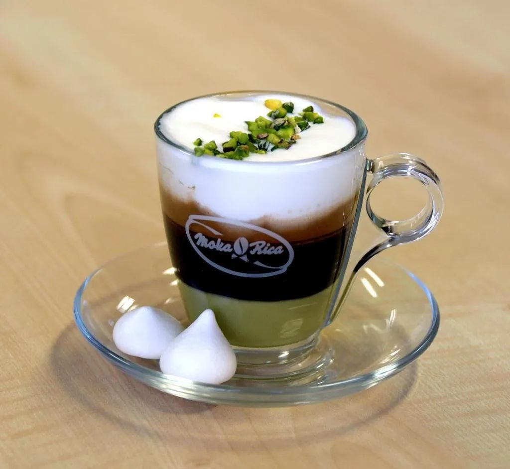 espresso speciale con granella di pistacchio