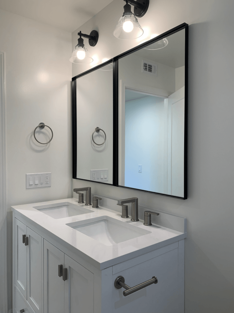 ojai heights apartments bathroom