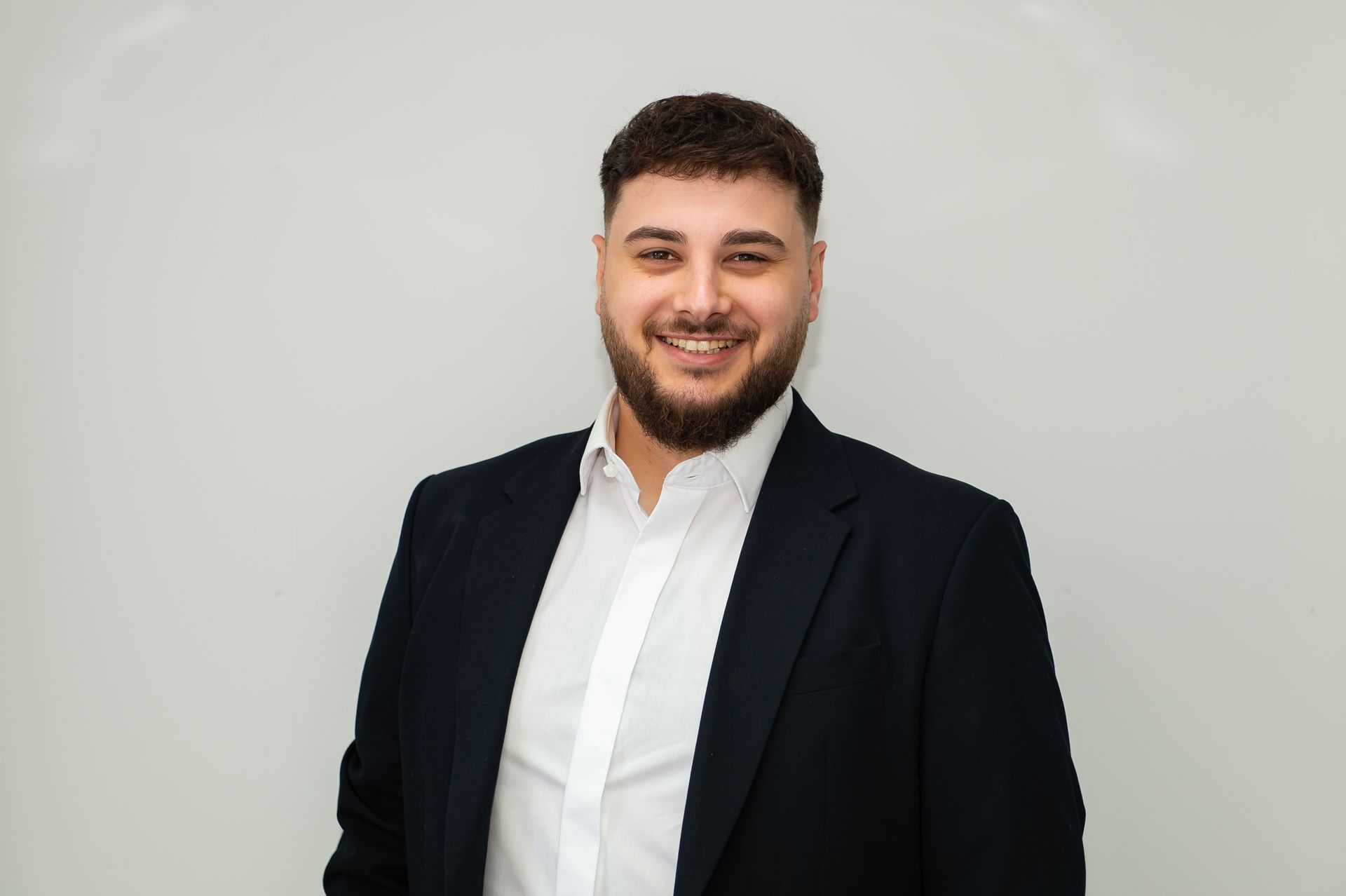 Headshot of Alister Howard, Account Handler at Pangea Insurance Brokers