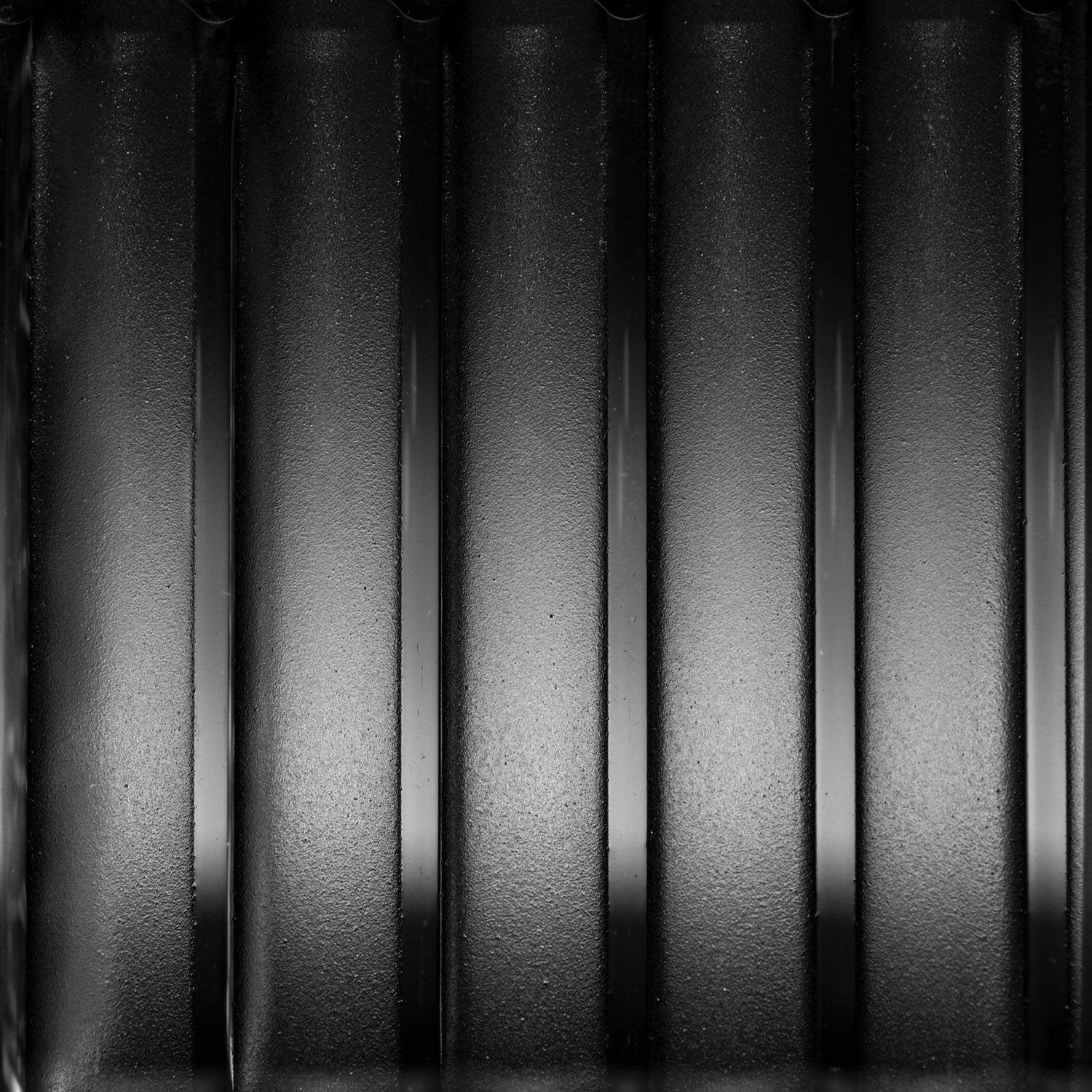 Vertical glass ribbed texture