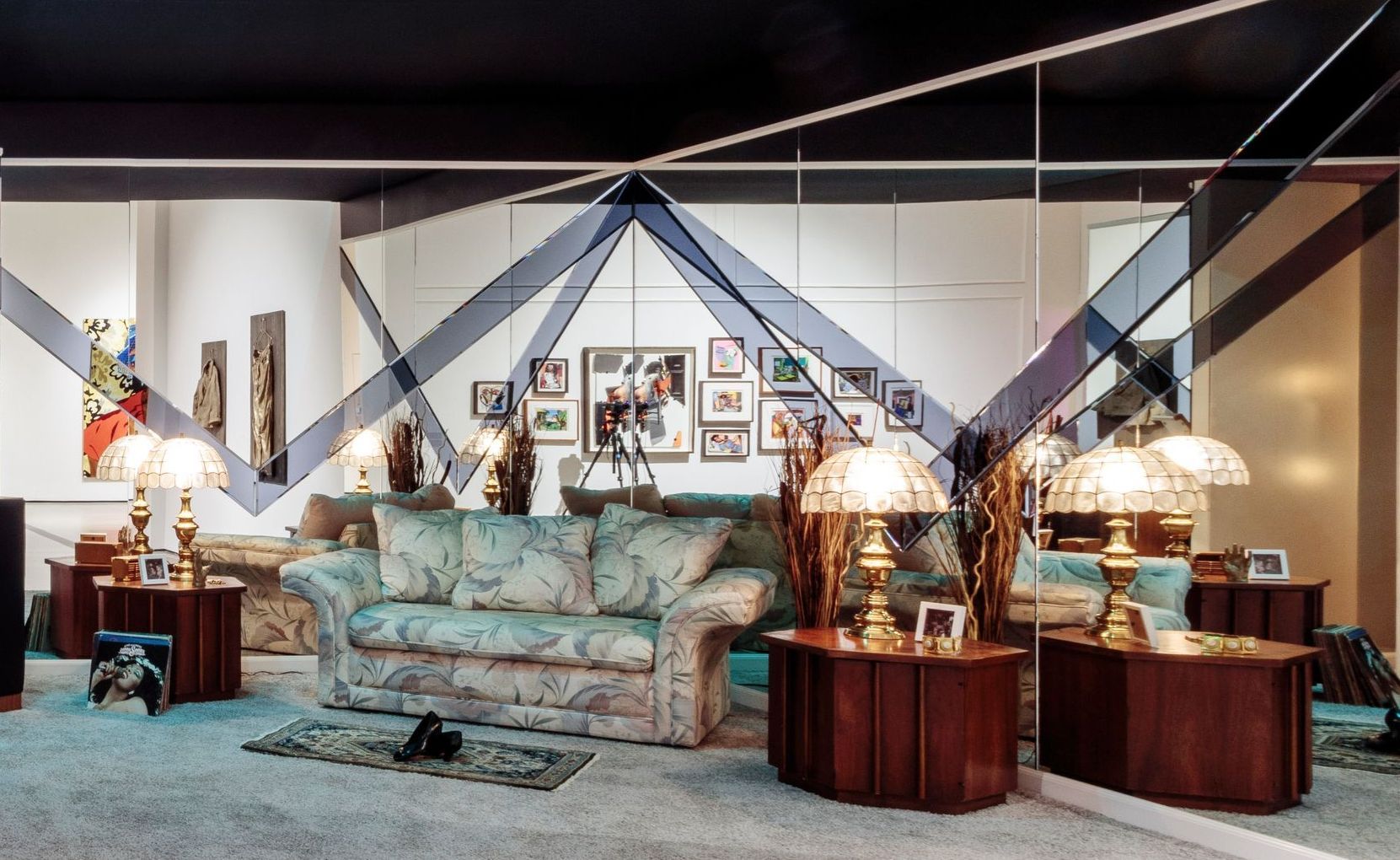 blue colored mirrors