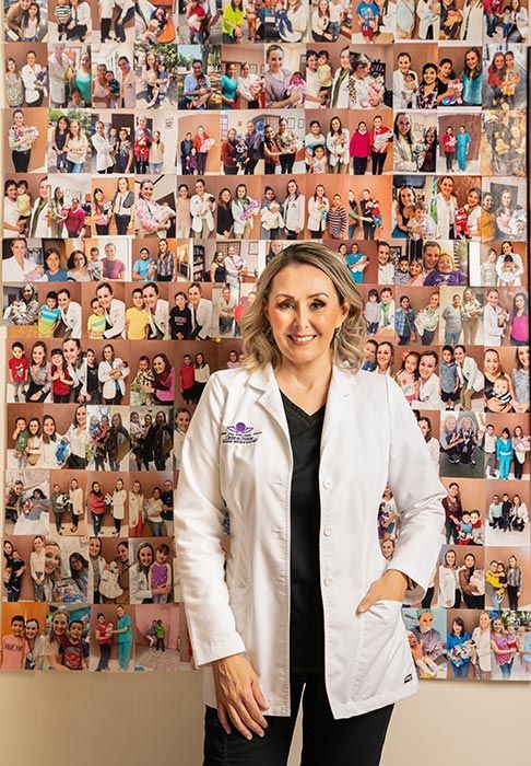 DRA. ANA LAURA CÁRDENAS THOMAE