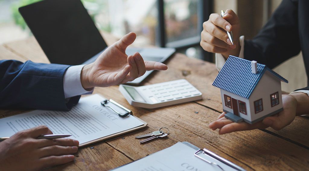 Administración
de bienes raíces.