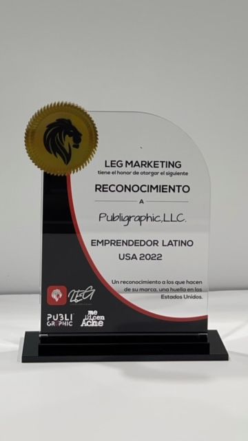 A plaque that says leg marketing reconocimiento on it