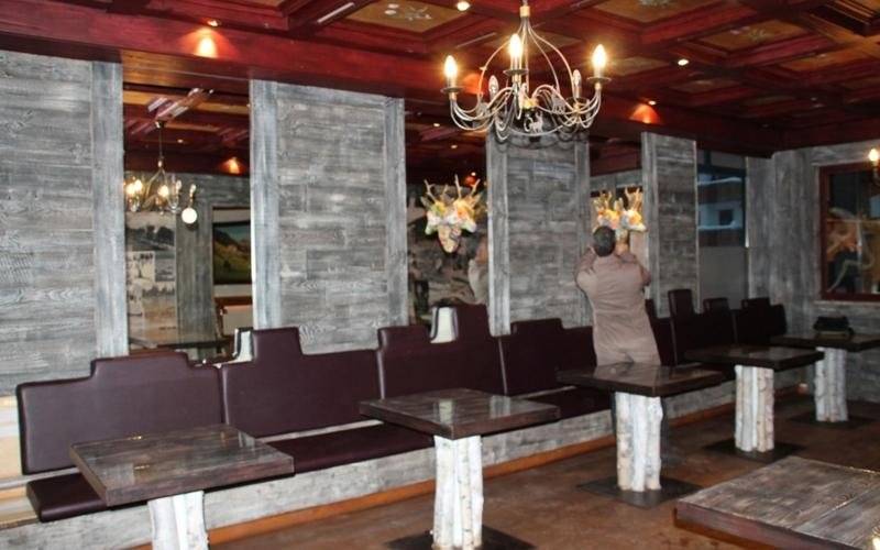 Mobile artigianale in legno