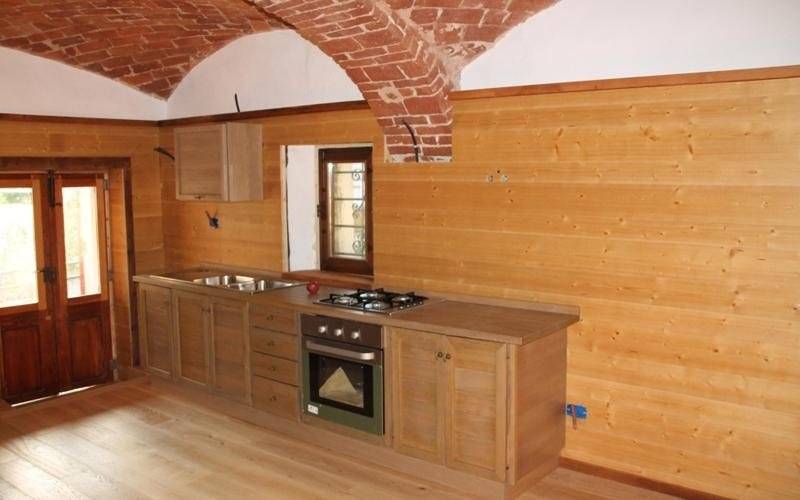 Mobile artigianale in legno