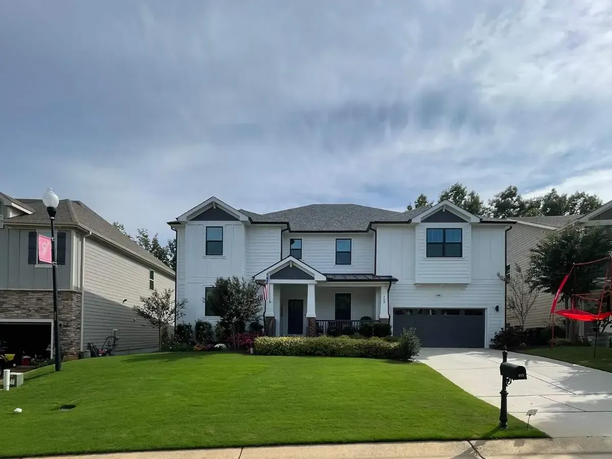 A stunningly green, organic front lawn of our customer in Apex, NC.