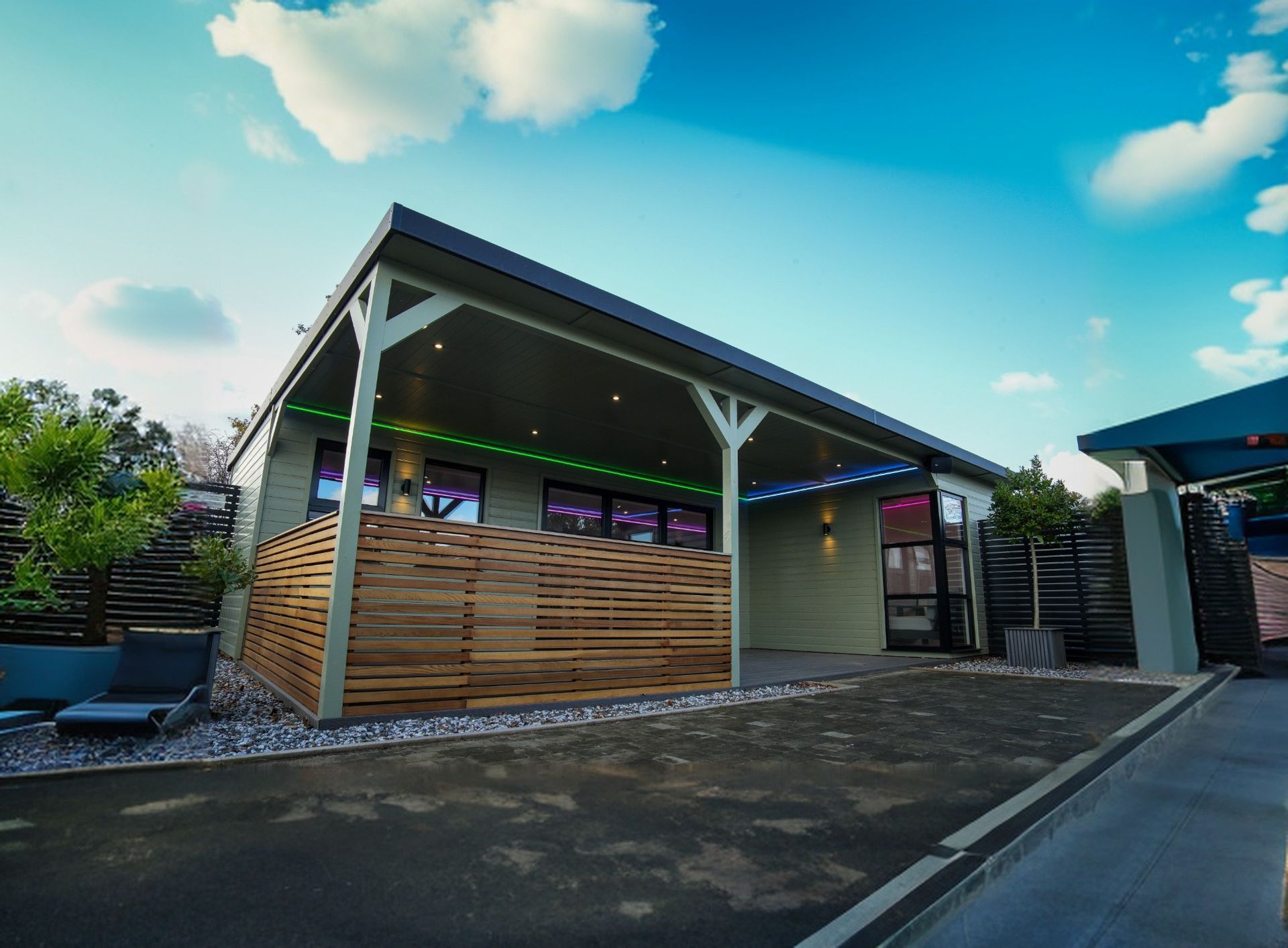 https://www.brookside-gardenbuildings.co.uk/elite-garden-rooms