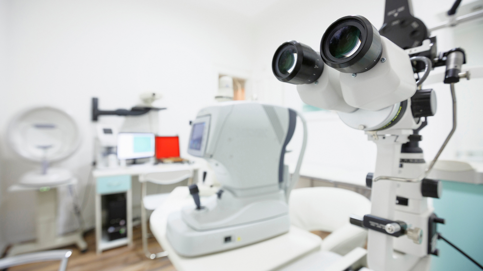 Janis, Optometrist Technician