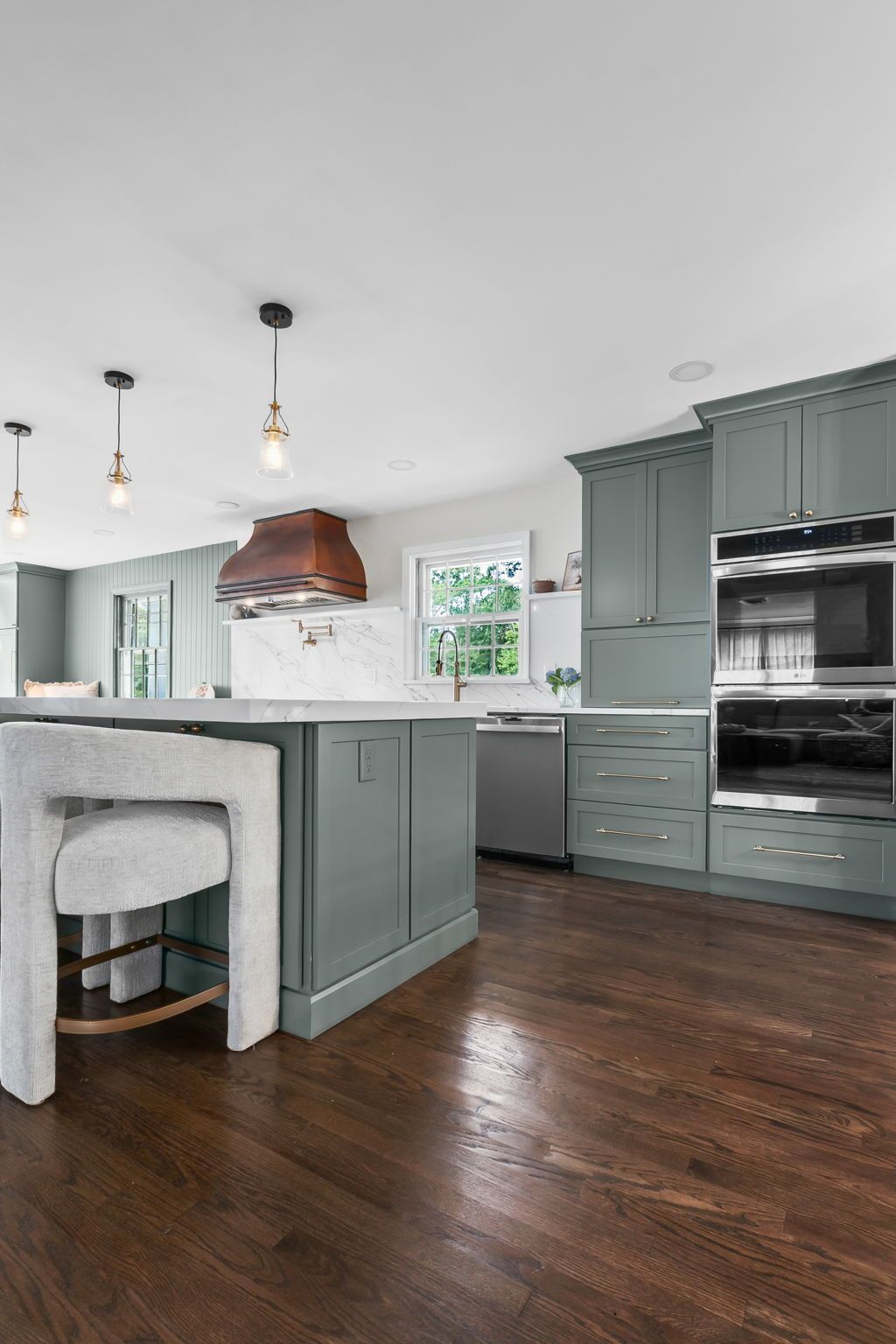 Stunning Andover, MA Kitchen Design by Bravo Kitchens