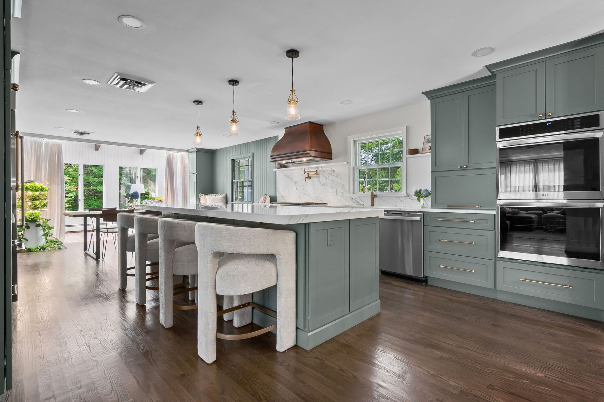 Stunning Andover, MA Kitchen Design by Bravo Kitchens