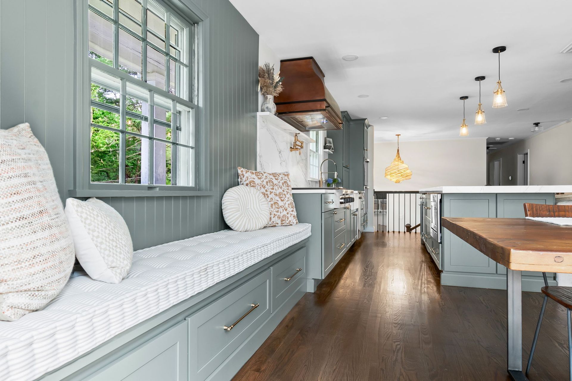 Stunning Andover, MA Kitchen Design by Bravo Kitchens