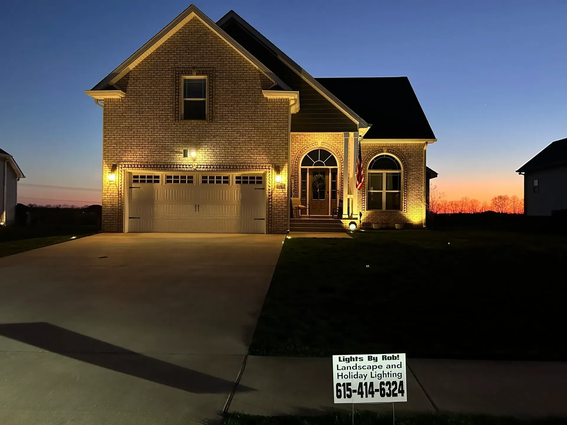 A house with a sign in front of it that says ' i 'm looking for a new home '