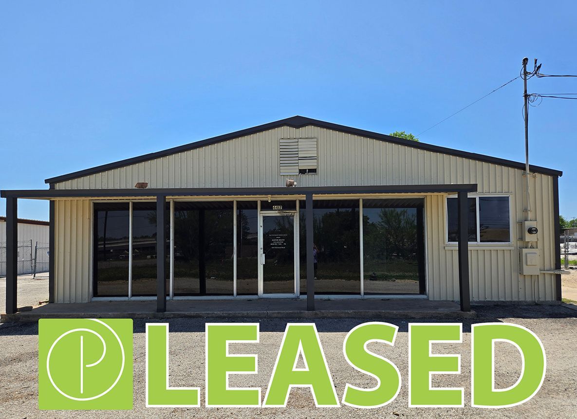 An aerial view of a warehouse with two buildings labeled bldg b and bldg a.