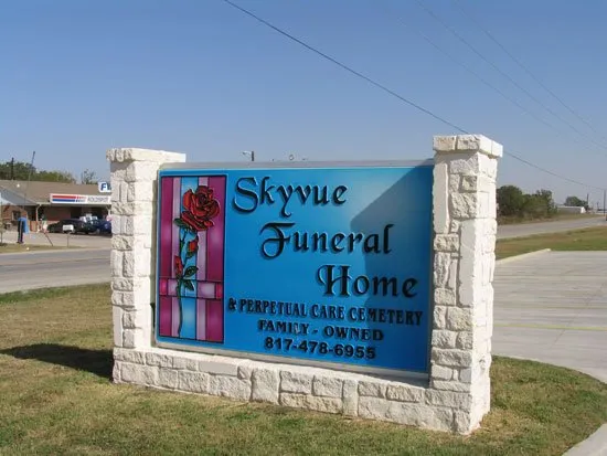 Skyvue Funeral Home & Memorial Gardens Exterior Sign located in Mansfield, Texas