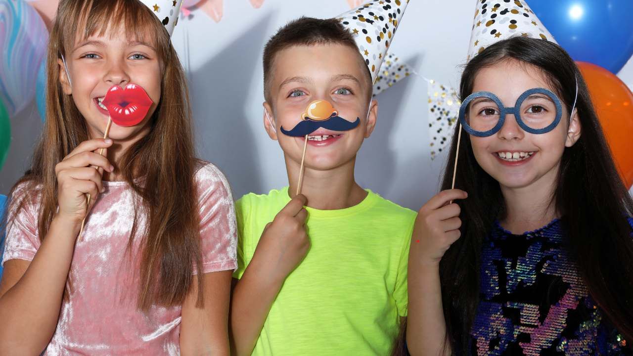 birthday photo booth props