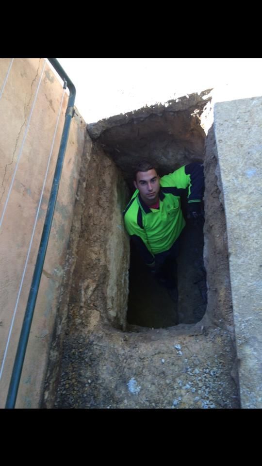 Man in the Hole — Melbourne, VIC — Special Reblocking Services