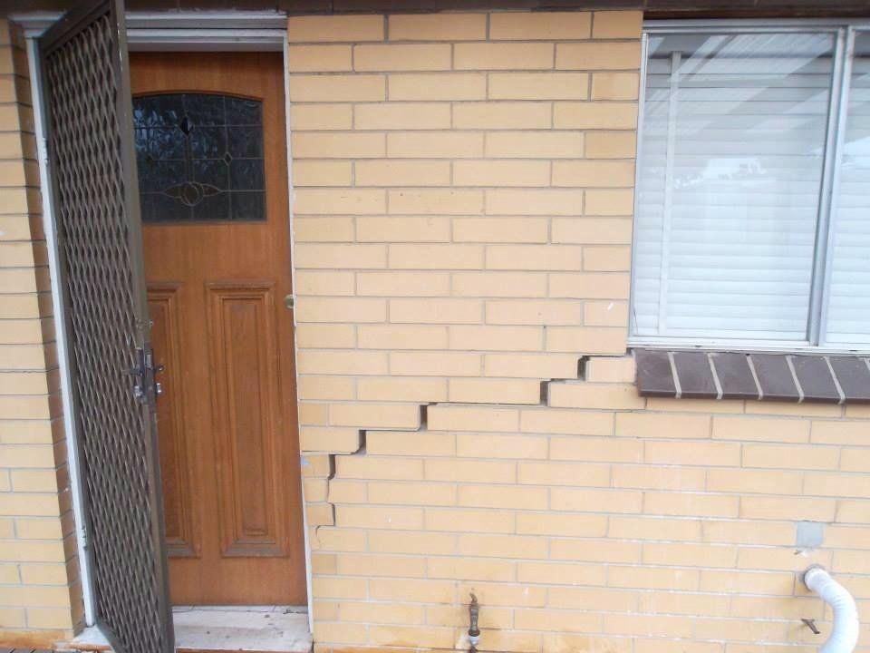 Cracked Brick Wall— Melbourne, VIC — Special Reblocking Services