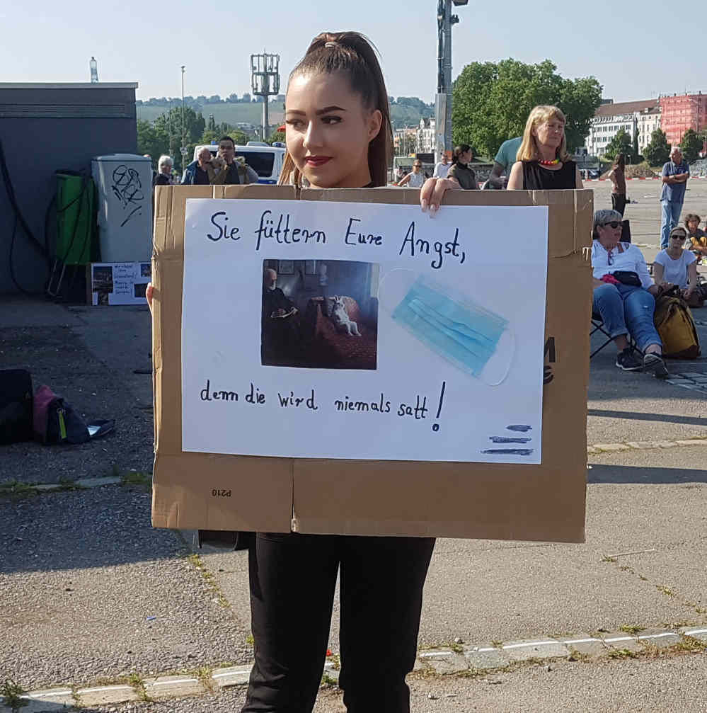 Sie füttern eure Angst