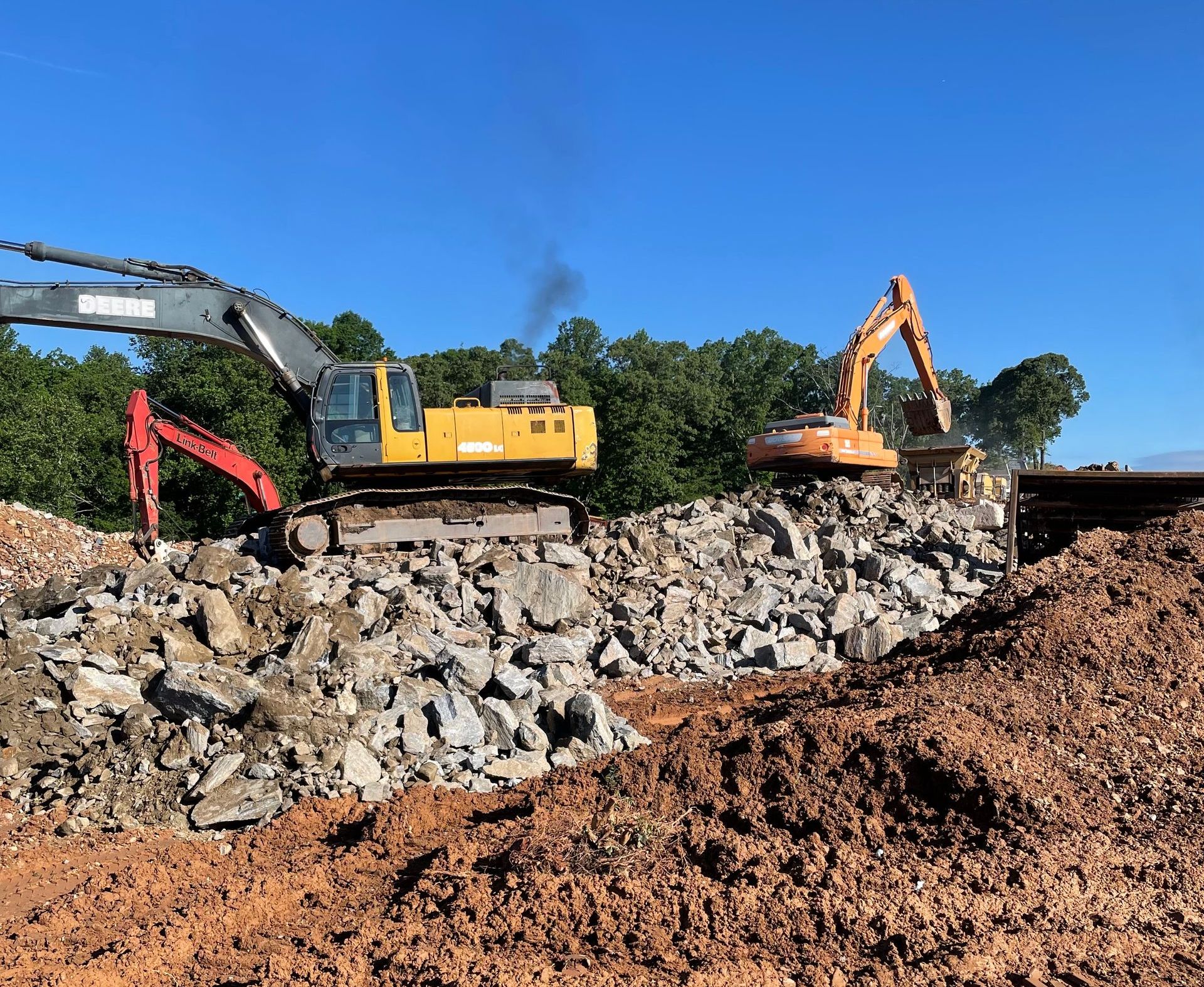 Excavator And Crusher — Gainesville, GA — Crystal Creek Inert Landfill LLC